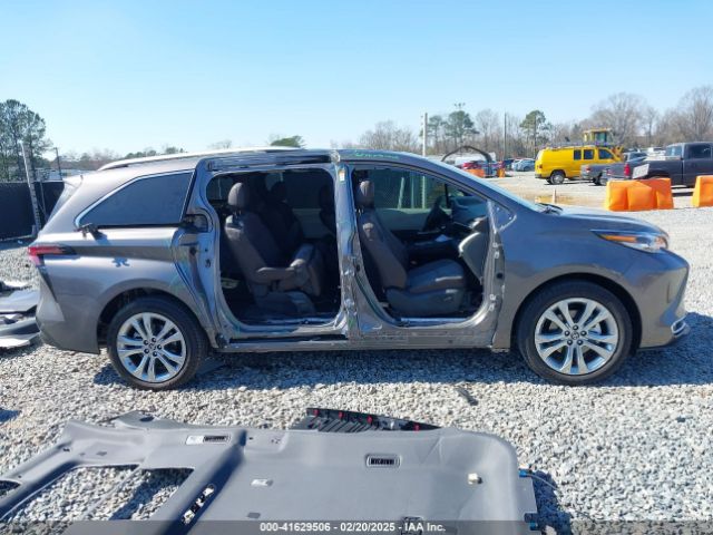 5TDERKEC5PS177449 Toyota Sienna Platinum