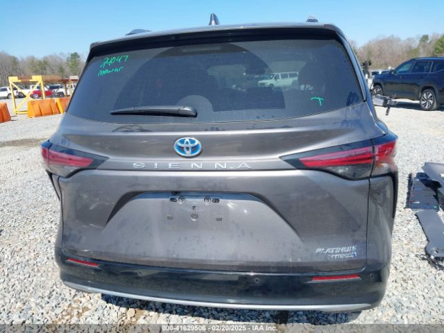 5TDERKEC5PS177449 Toyota Sienna Platinum