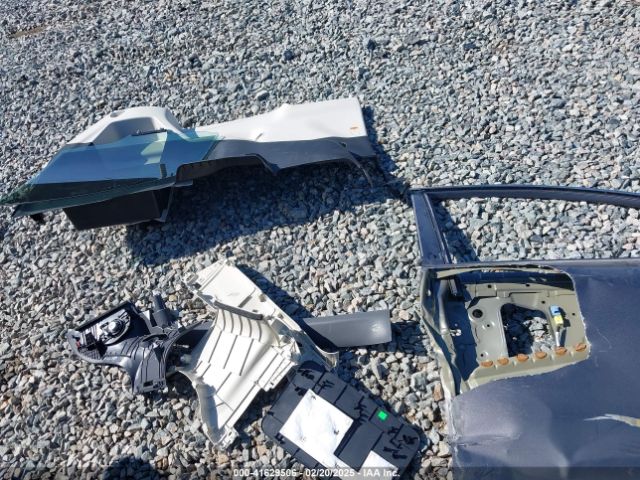 5TDERKEC5PS177449 Toyota Sienna Platinum