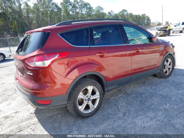 1FMCU0GX5EUB23034 Ford ESCAPE SE