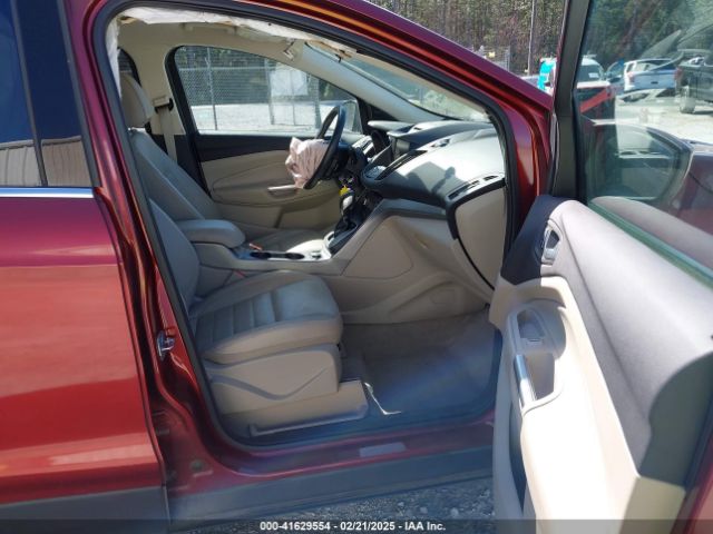 1FMCU0GX5EUB23034 Ford ESCAPE SE