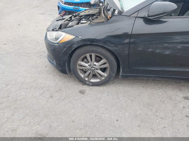 Hyundai ELANTRA SE 2017 5NPD84LF6HH040003 Image 12