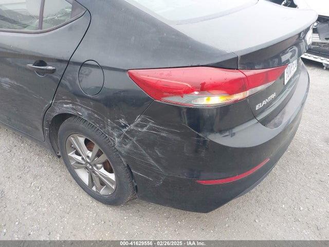 Hyundai ELANTRA SE 2017 5NPD84LF6HH040003 Image 18