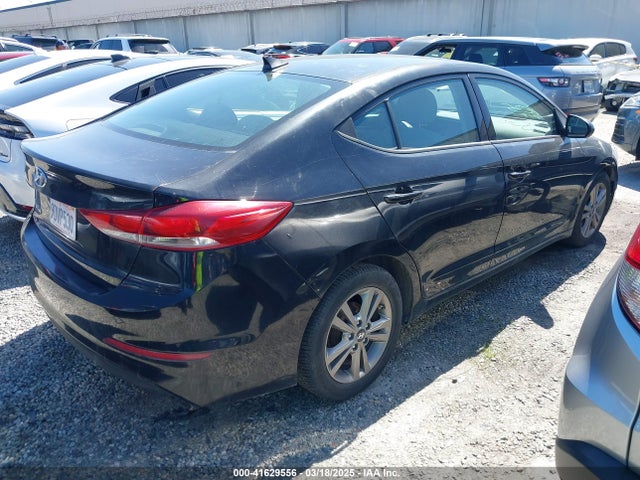 Hyundai ELANTRA SE 2017 5NPD84LF6HH040003 Image 4