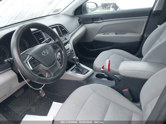 Hyundai ELANTRA SE 2017 5NPD84LF6HH040003 Image 5