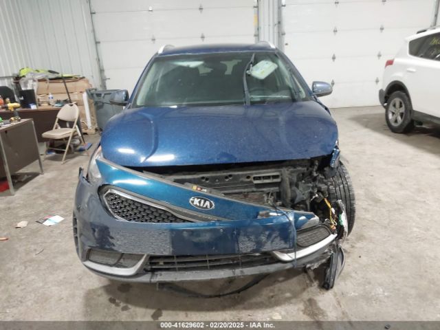 KNDCB3LC2K5250165 KIA NIRO LX