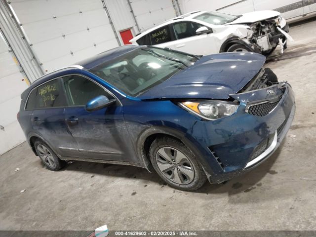 KNDCB3LC2K5250165 KIA NIRO LX