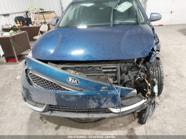 KNDCB3LC2K5250165 KIA NIRO LX