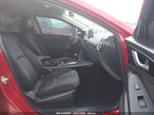 3MZBM1K71FM176586 Mazda Mazda3 I Sport