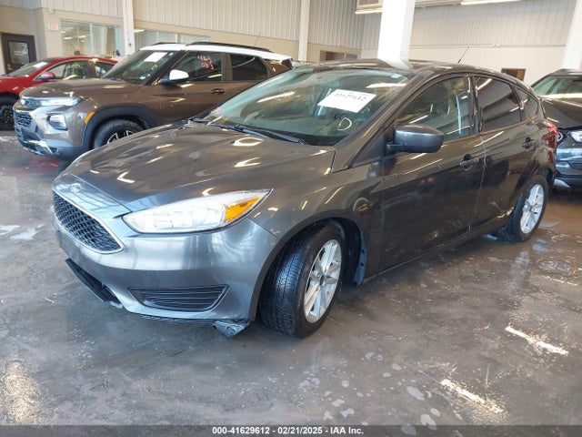 1FADP3K2XJL275264 Ford FOCUS SE