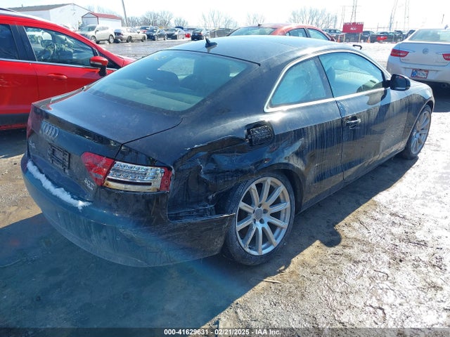 2011 AUDI A5 WAULFAFR2BA068401 Photo 3