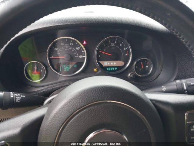 1C4BJWDG8GL104132 Jeep Wrangler Unlimited Sport