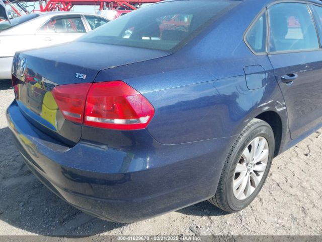 1VWAT7A32FC042719 Volkswagen Passat 1.8t Wolfsburg Edition