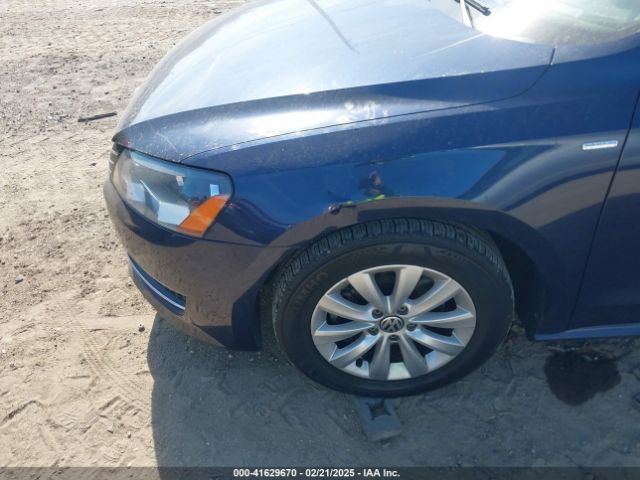 1VWAT7A32FC042719 Volkswagen Passat 1.8t Wolfsburg Edition