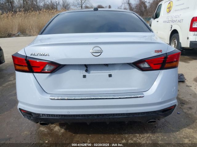 1N4BL4CV0PN327998 Nissan Altima Sr Fwd