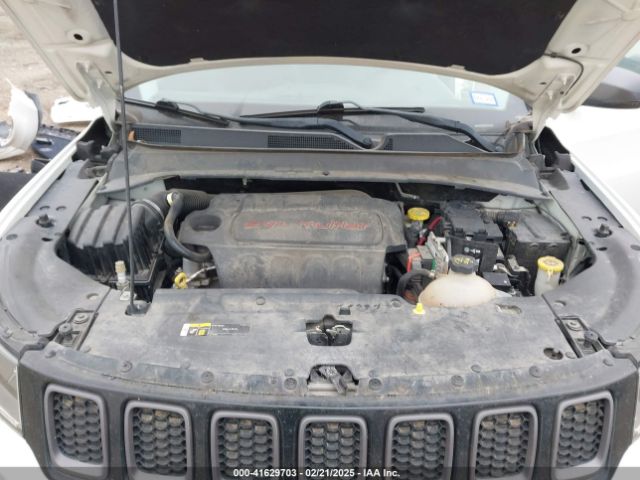 3C4NJDDB7JT144431 Jeep Compass Trailhawk 4x4