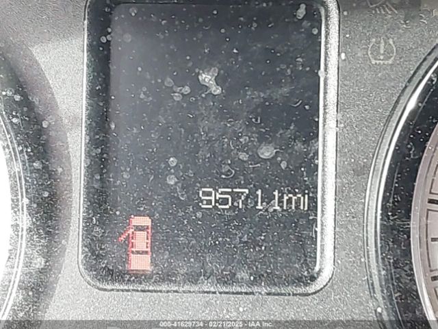 1C6RR6GT1HS676075 RAM 1500 Slt  4x2 6'4 Box