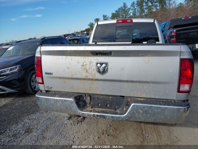1C6RR6GT1HS676075 RAM 1500 Slt  4x2 6'4 Box