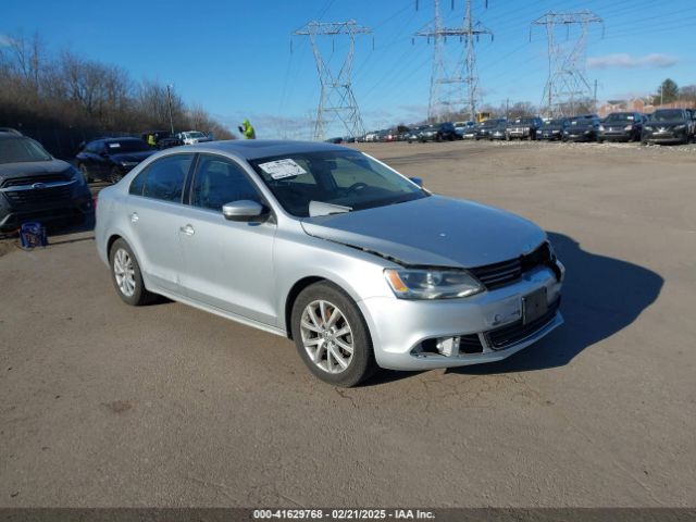 3VWD17AJ7EM441818 auction archive image