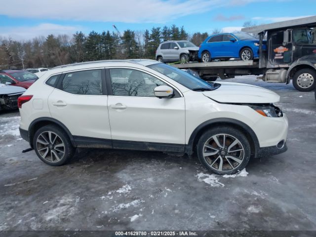 JN1BJ1CR2KW315326 Nissan Rogue Sport Sl