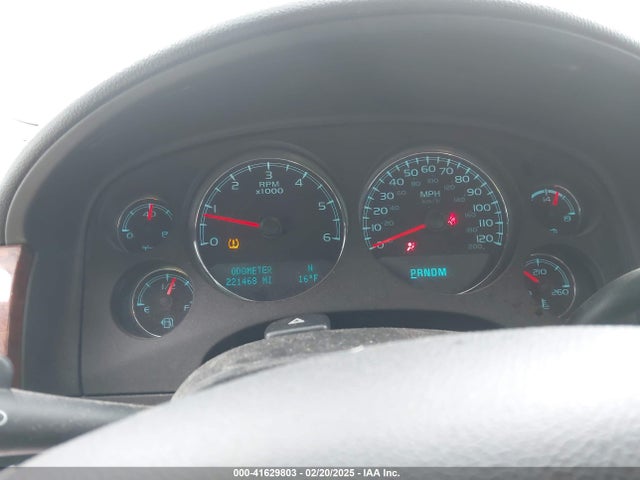 2013 Chevrolet Suburban 1500 Ltz მანქანა იყიდება აუქციონზე, vin: 1GNSKKE71DR351562, აუქციონის ნომერი: 41629803