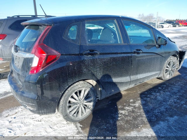 3HGGK5H81KM706945 Honda FIT EX