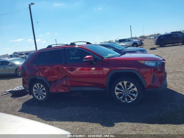 2T3C1RFV8KW024367 Toyota Rav4 Xle Premium