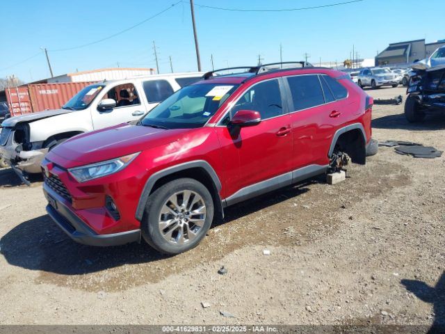 2T3C1RFV8KW024367 Toyota Rav4 Xle Premium