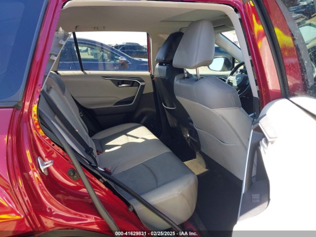 2T3C1RFV8KW024367 Toyota Rav4 Xle Premium