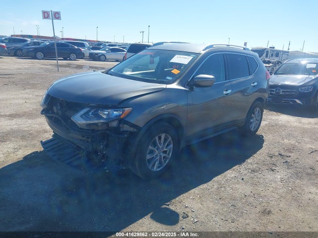 Nissan ROGUE SV 2019 JN8AT2MT2KW250131 Image 2