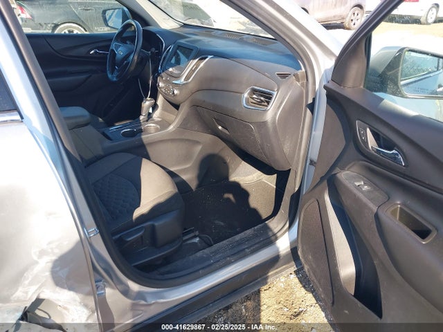 3GNAXJEV6KS624365 Chevrolet EQUINOX LT