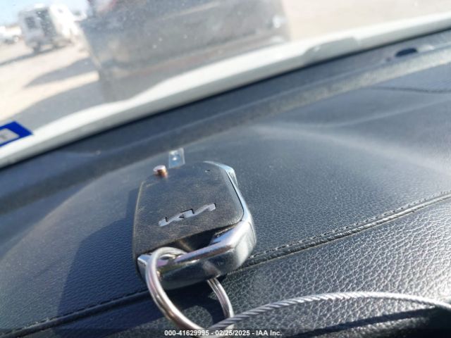 3KPF24AD7NE479402 KIA Forte Lxs