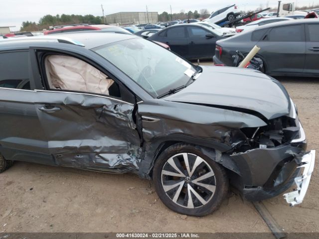 3VVSX7B21NM021957 Volkswagen Taos 1.5t Se
