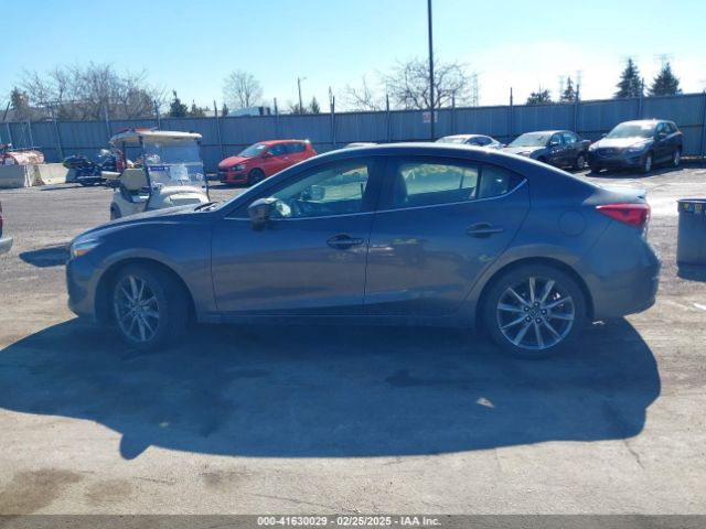 3MZBN1V33JM259998 Mazda Mazda3 Touring