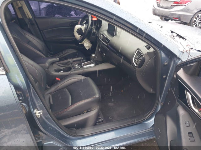 3MZBM1X7XGM242465 Mazda pe
