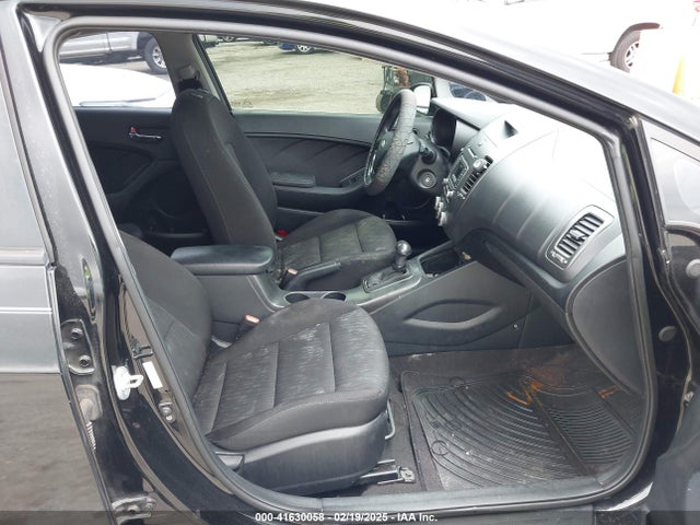 KNAFK4A67G5493359 KIA FORTE LX