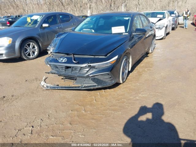KMHLL4DG8RU723793 Hyundai ELANTRA SE