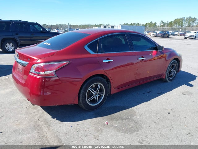 Nissan Altima 2.5 S 2015 1N4AL3AP0FC443304 Image 4