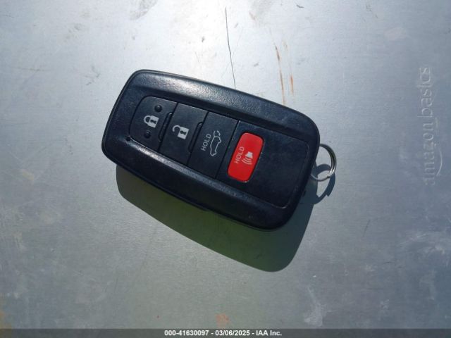 5TDBZRBH7MS544245 Toyota Highlander Le