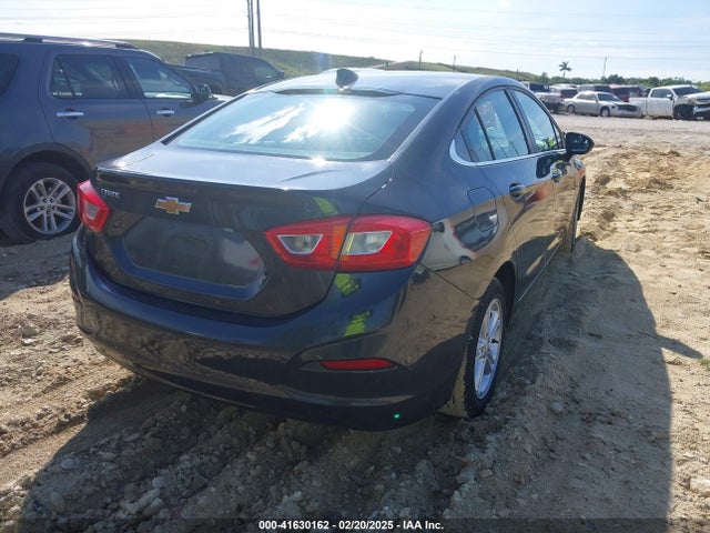 1G1BE5SM4H7263210 Chevrolet Cruze Lt Auto