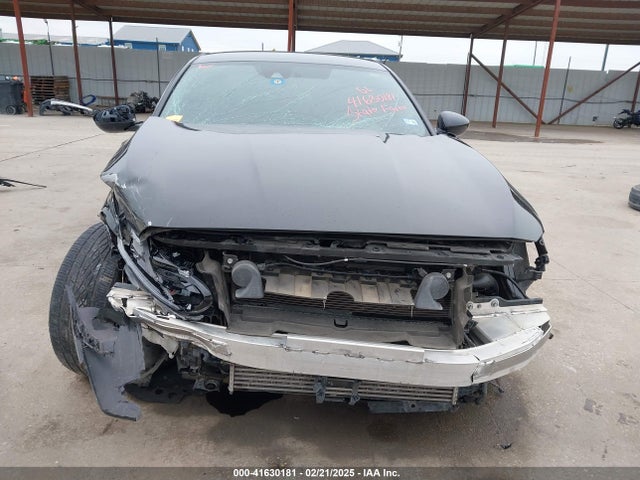 1HGCV1F31JA002617 Honda Accord Sport