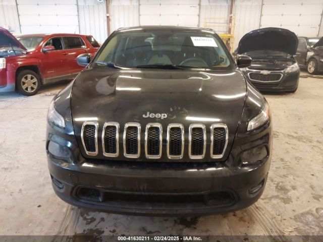 1C4PJLAB1EW148725 Jeep Cherokee Sport