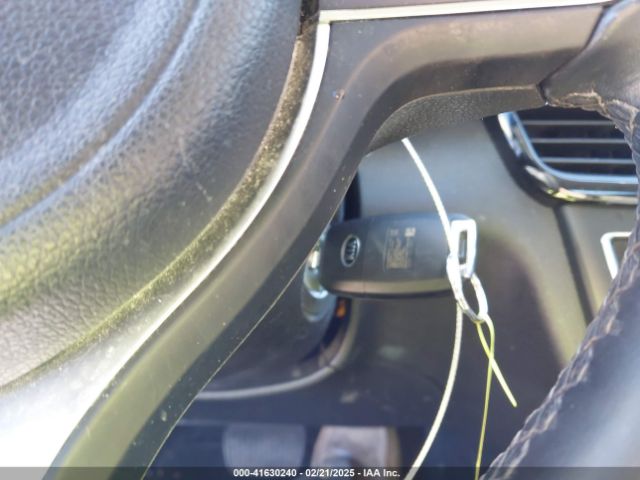 5XXGT4L35JG202142 KIA Optima S