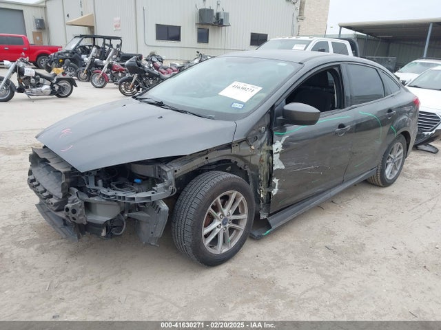 1FADP3F29JL269000 Ford FOCUS SE