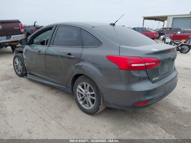 1FADP3F29JL269000 Ford FOCUS SE