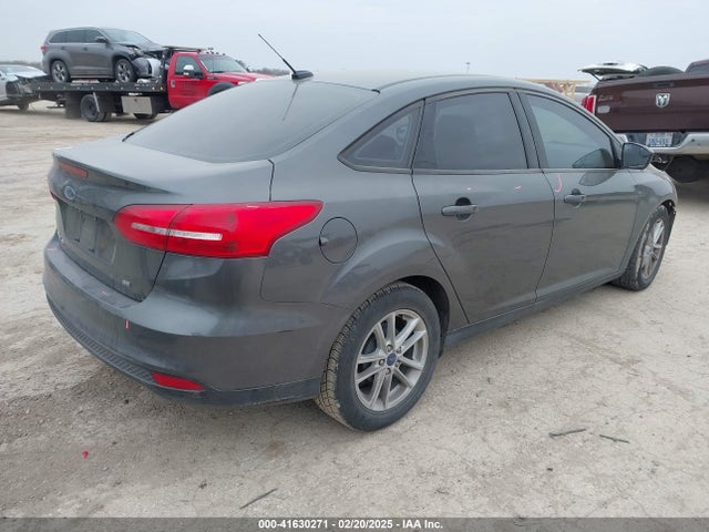 1FADP3F29JL269000 Ford FOCUS SE