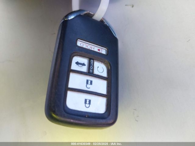 2HGFC4B09GH306577 Honda Civic Lx-p