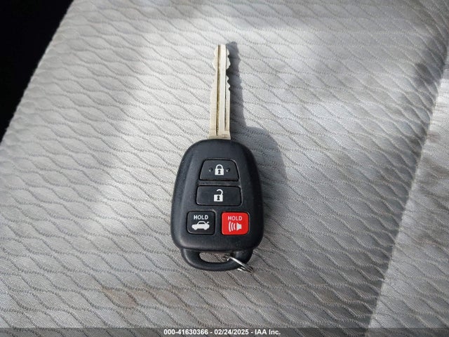 Toyota Corolla Le Eco 2017 5YFBPRHE9HP633199 Image 11