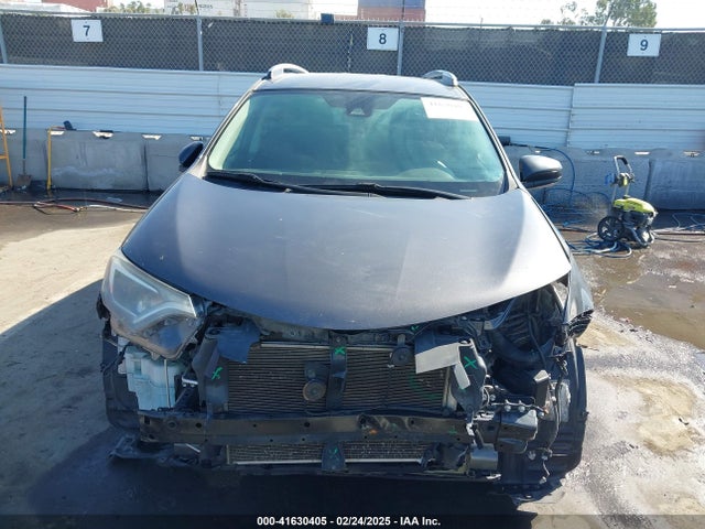 Toyota RAV4 LE 2017 2T3ZFREV9HW313442 Image 12