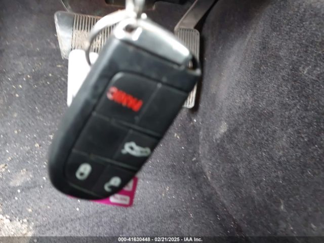 2C3CDZAG0JH286824 Dodge Challenger Sxt